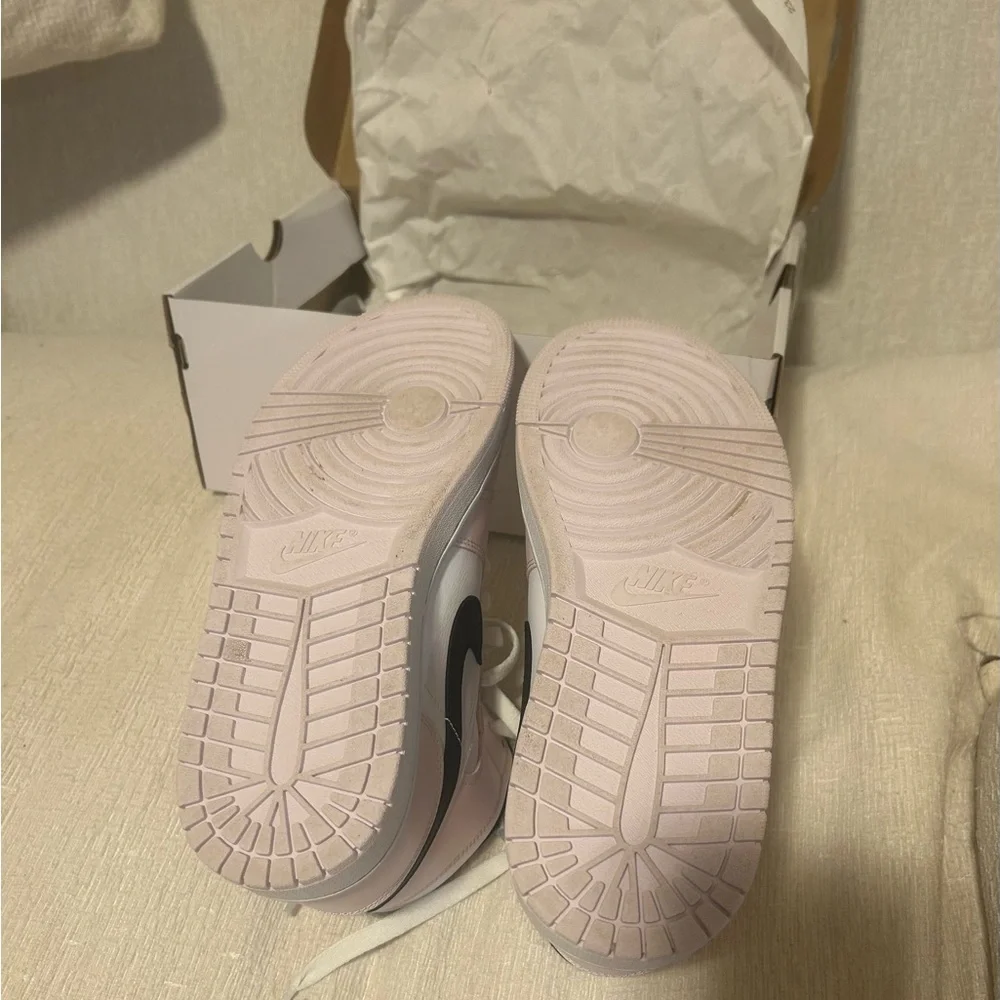 Women’s Nike Air Jordans 1 Mid - Barely Rose - Picture 8 of 13